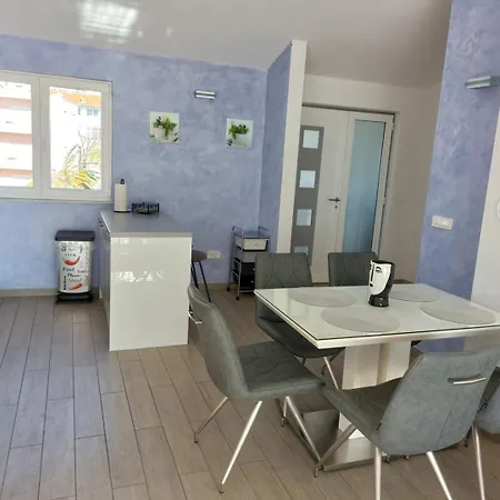 New! Lux F In Near The Sea * Makarska